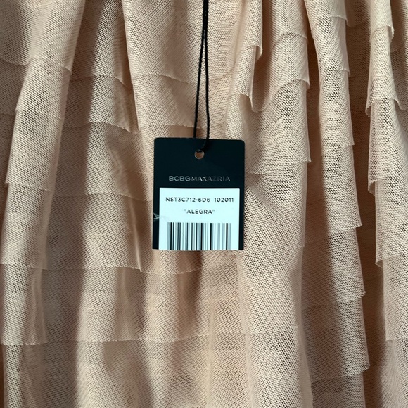 NWT. BCBG Maxazria Size M Mauve Pink Tiered Mini Skirt. New with Tags - Picture 4 of 11